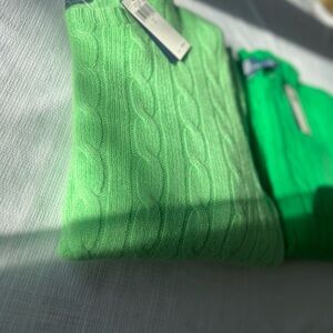 💥SOLD💥 The RALPH LAURE ICONIC CASHMERE SWEATER pistachio green